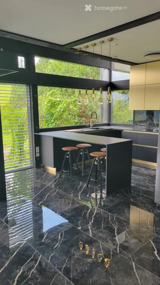 Exklusives 6.5-Zimmer-Einfamilienhaus in Oberägeri – Wohnen mit Panoramablick
