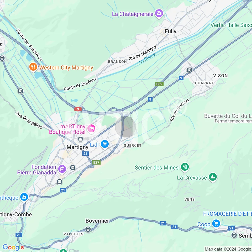 Industriehalle, Werkstatt, Lager von 3500 m2 zur Miete in Martigny