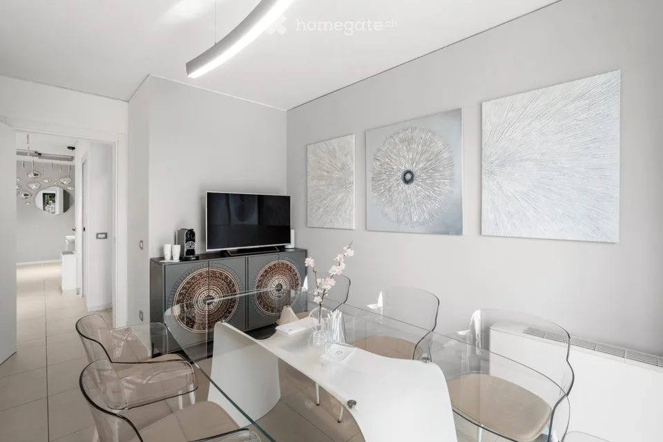 Office in Paradiso