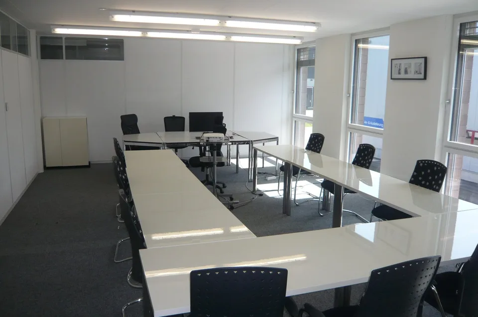 Ufficio in un edificio di uffici e attività rappresentativo
