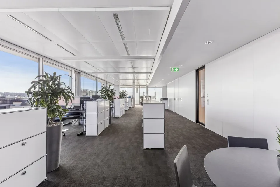 Exklusive Bürofläche mit Panoramablick über Glattbrugg