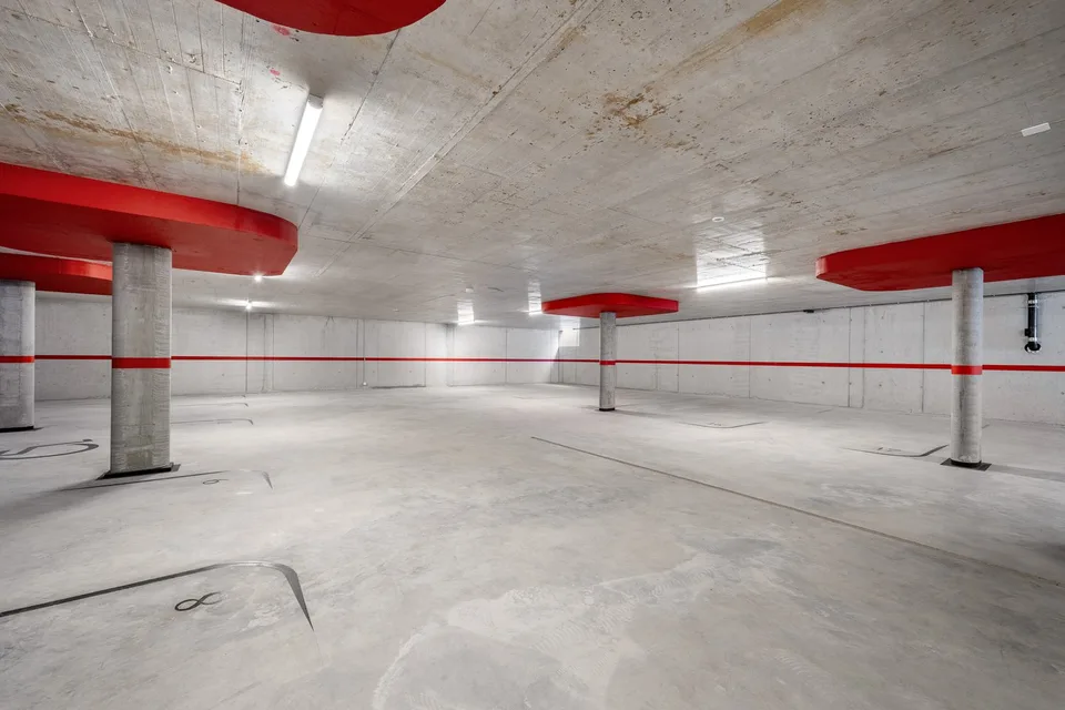 Parkplätze in der Einstellhalle zu vermieten