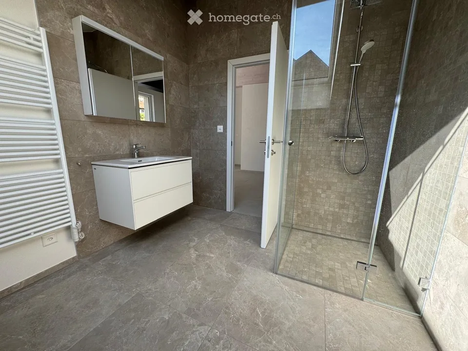 Charmantes 3-Zimmer-Wohnung mit Terrasse in Vallorbe