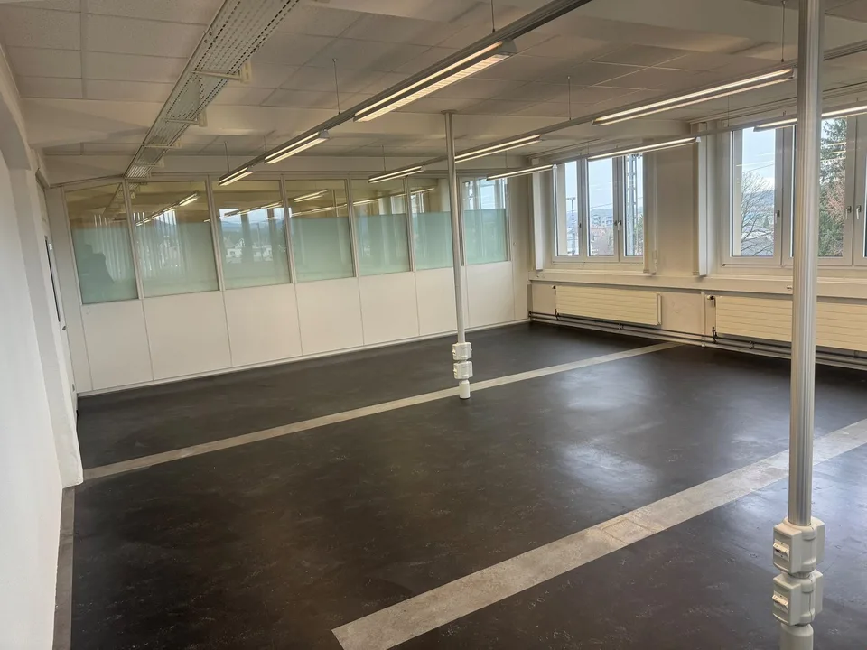 Gewerbefläche zu vermieten / Büro