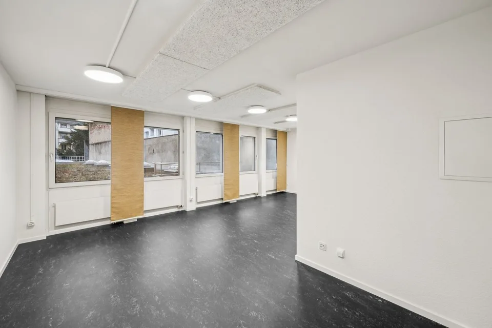 Bureau prêt à être occupé - Hammerspaces