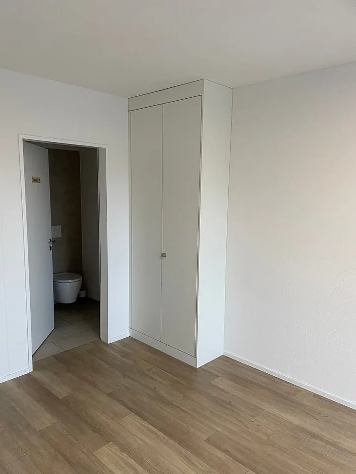 Ufficio singolo / studio / home office