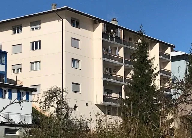 Appartement de 4.5 pièces au rez-de-chaussée
