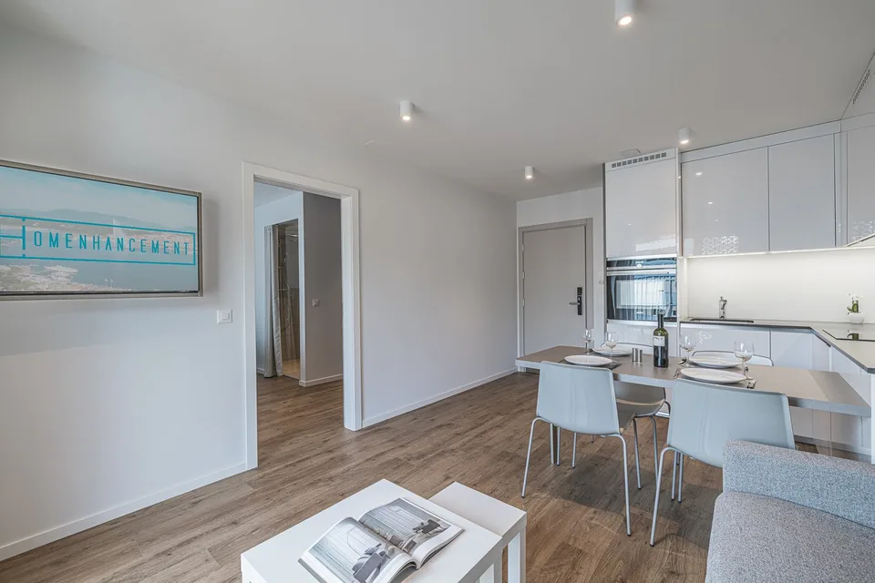 Appartamento moderno monolocale – Nuovo e completamente arredato – Rue du Jura 13, Ginevra!