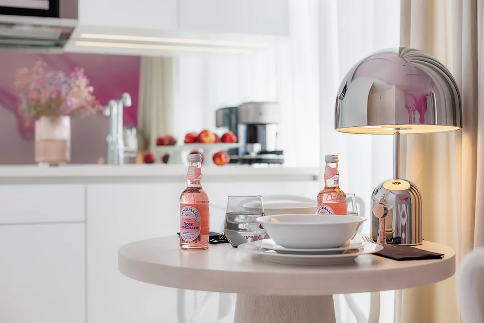 Studio Mini, Kitchenette - Appartement meublé avec ménage hebdomadaire inclus – photo 13 sur 13