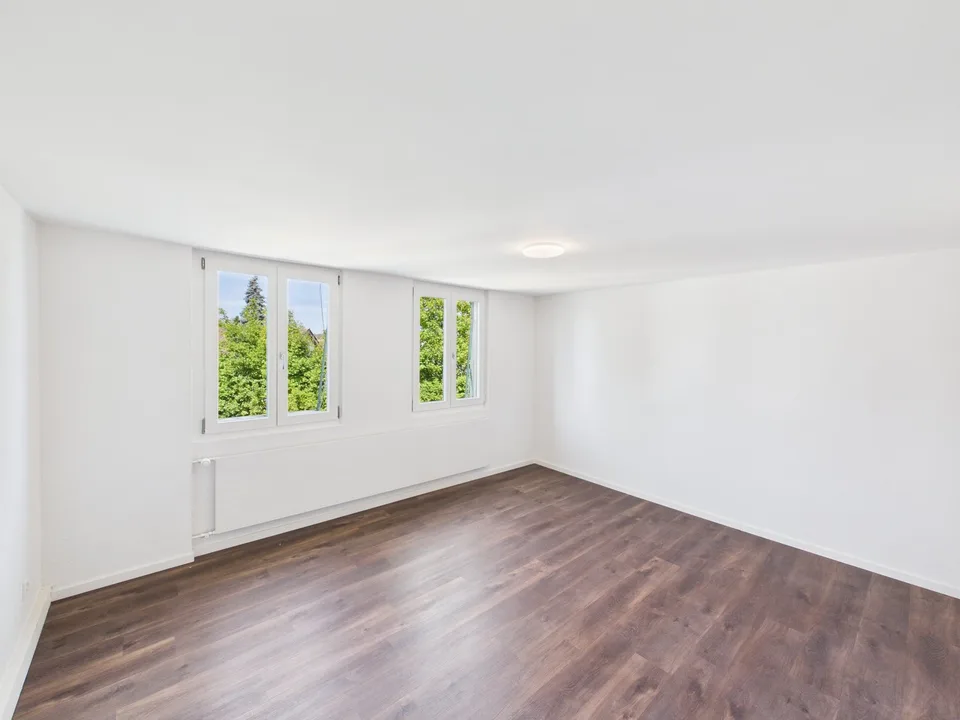 Charmante 3.5-Zimmer-Dachwohnung in Romanshorn – sofort verfügbar! – Foto 10 von 17