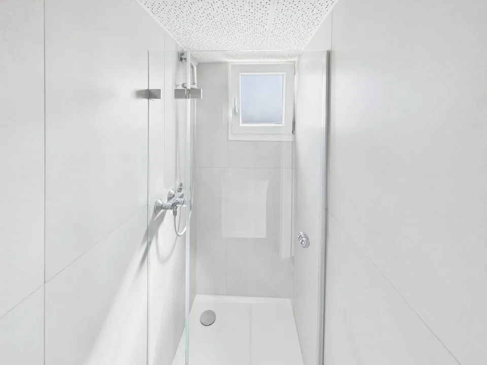 Charmante 3.5-Zimmer-Dachwohnung in Romanshorn – sofort verfügbar! – Foto 13 von 17