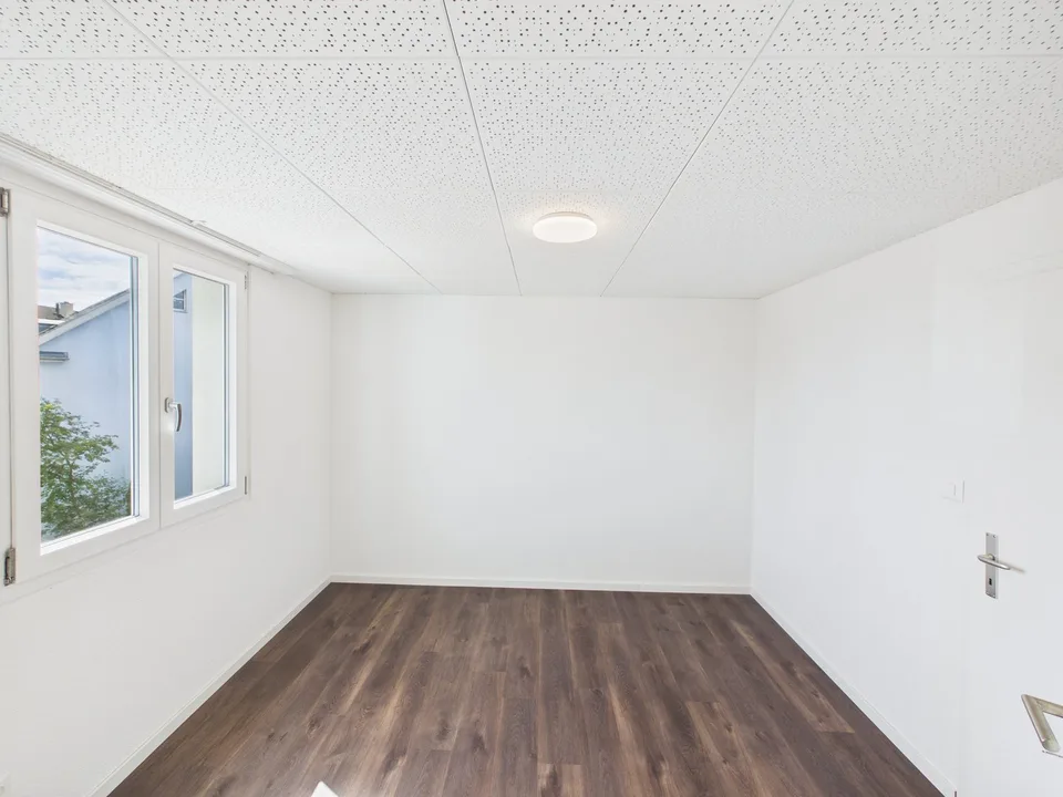 Charmante 3.5-Zimmer-Dachwohnung in Romanshorn – sofort verfügbar! – Foto 12 von 17