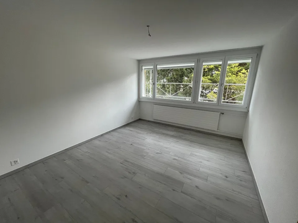 In affitto: appartamento di 3.5 locali con balcone - Tivoli 52