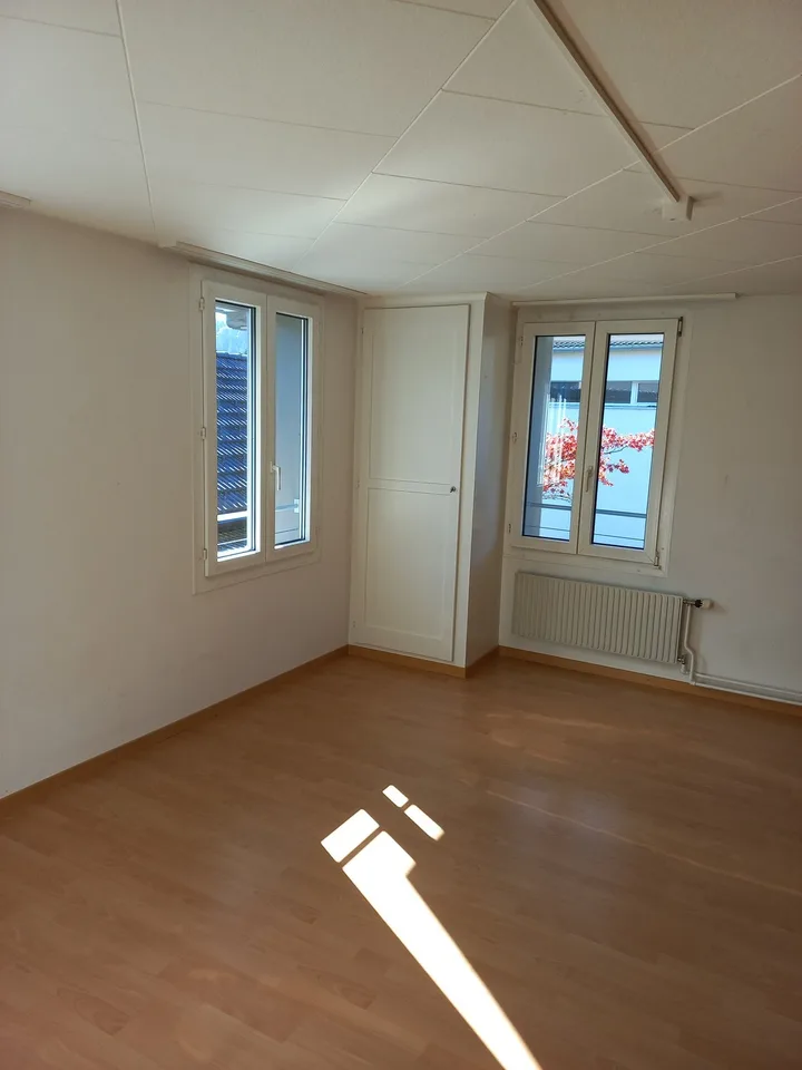 Charmante 6-Zimmer-Maisonette-Wohnung in historischem Gebäude – Foto 9 von 9