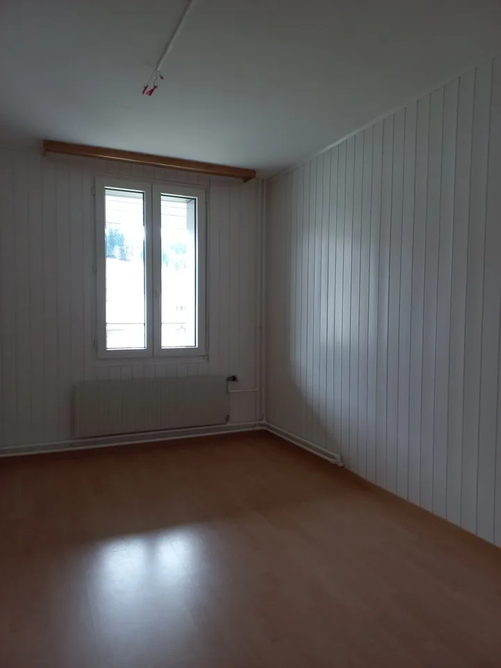 Charmante 6-Zimmer-Maisonette-Wohnung in historischem Gebäude – Foto 7 von 9