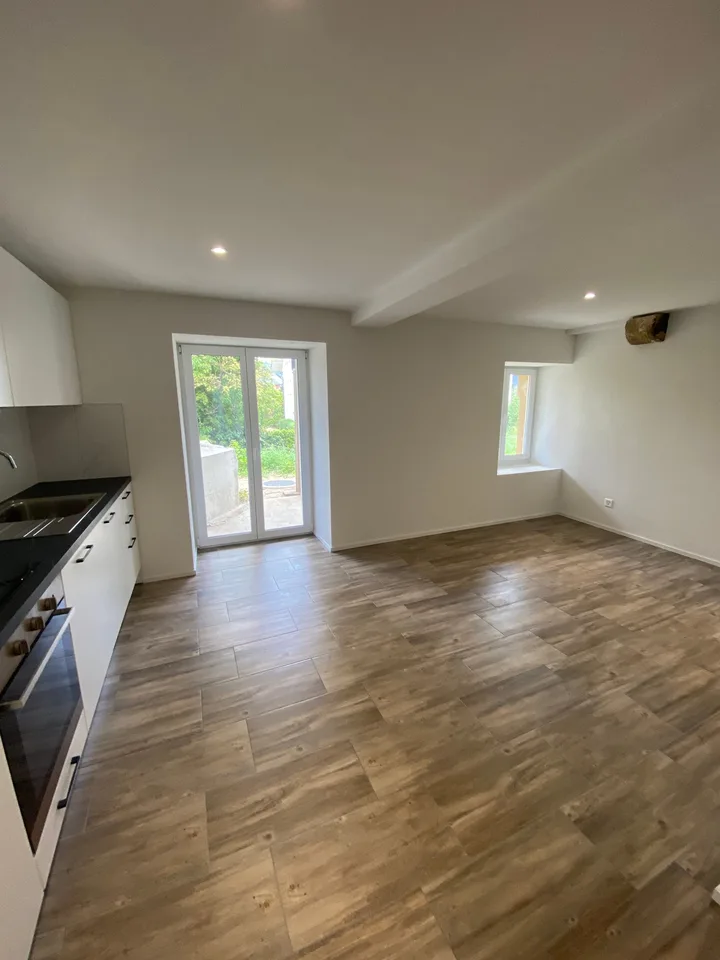 Wohnung mit 2.5 Zimmern, Terrasse und Garten in Milvignes