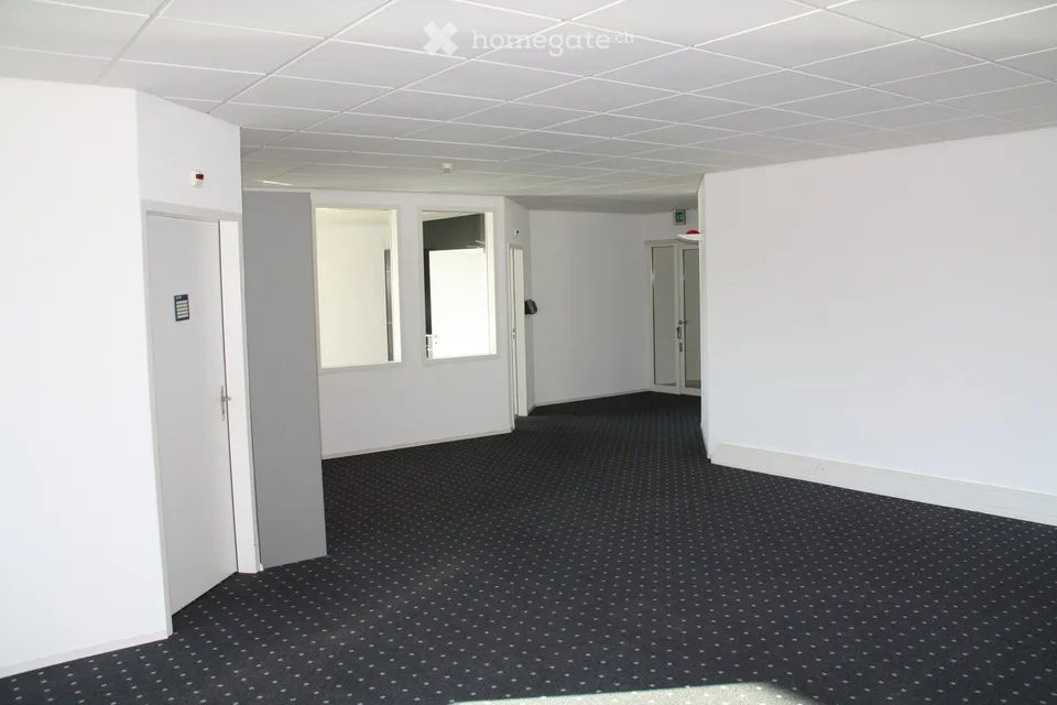 Spazi uffici moderni a Urdorf