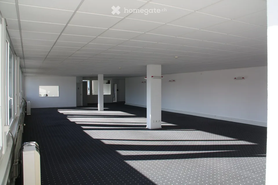 Spazi uffici moderni a Urdorf