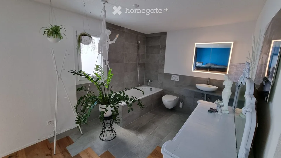 Appartement avec matériaux noble au-dessus de la moyenne