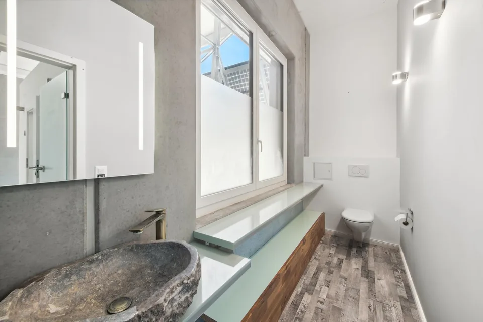 Espace commercial aménagé / bureau disponible immédiatement – photo 9 sur 13