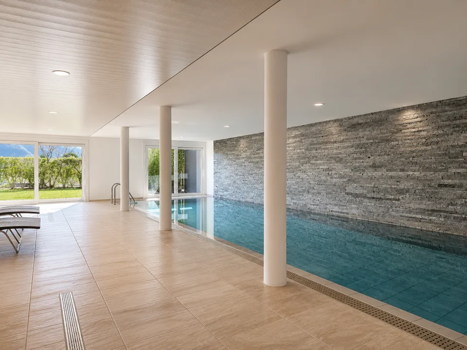 Massagno: Modernes und raffiniertes 3.5-Zimmer-Apartment in exklusiver Residenz mit Wellnessbereich