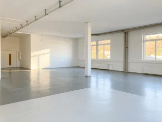 Uffici / spazi commerciali in una posizione attraente a Thalwil