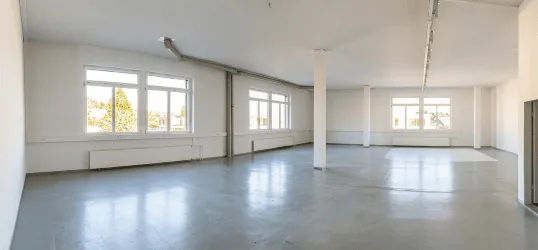 Uffici / spazi commerciali in una posizione attraente a Thalwil