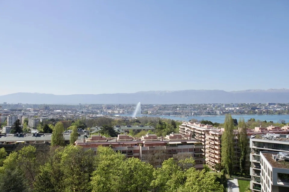 Cologny Parc: Attique d'exception avec vue panoramique!