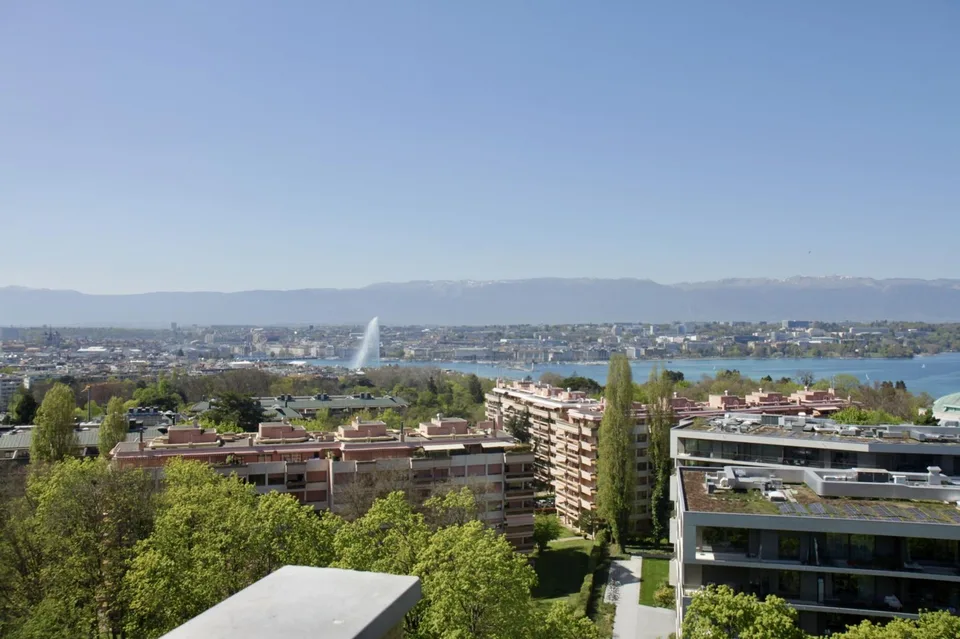 Cologny Parc: Attico d'eccezione con vista panoramica!