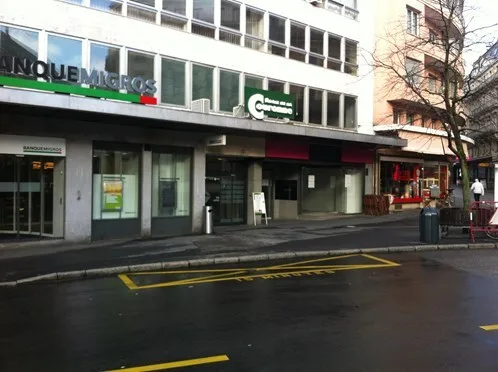 Vevey - rue de Lausanne 17 - local commercial sur trois étages