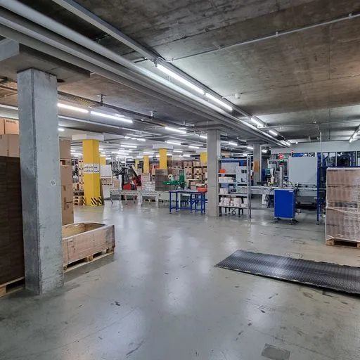 Zone industrielle "Bornfeld" à Olten : espaces de production/stockage/bureaux avec projet de construction neuve passionnant