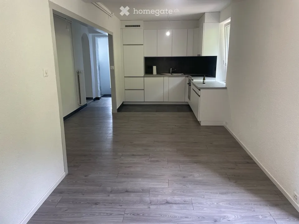 Wohnung in einer Villa mit zwei Wohnungen zu vermieten