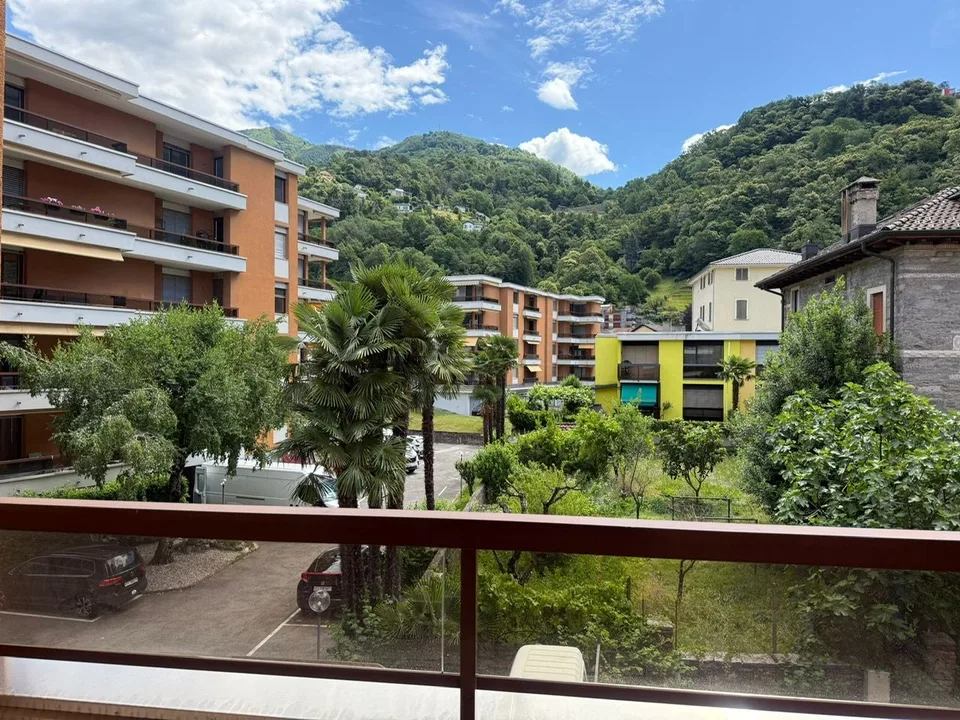 Disponible immédiatement - fraîchement peint, grand, spacieux appartement 4,5 pièces avec 3 grands balcons – photo 13 sur 26