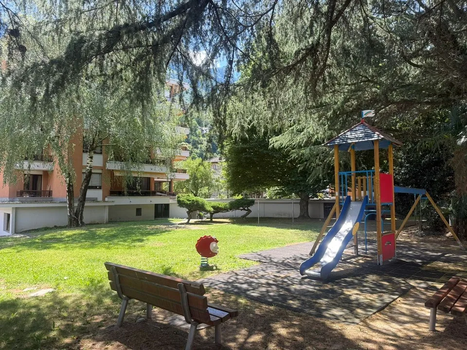 Disponible immédiatement - fraîchement peint, grand, spacieux appartement 4,5 pièces avec 3 grands balcons – photo 25 sur 26