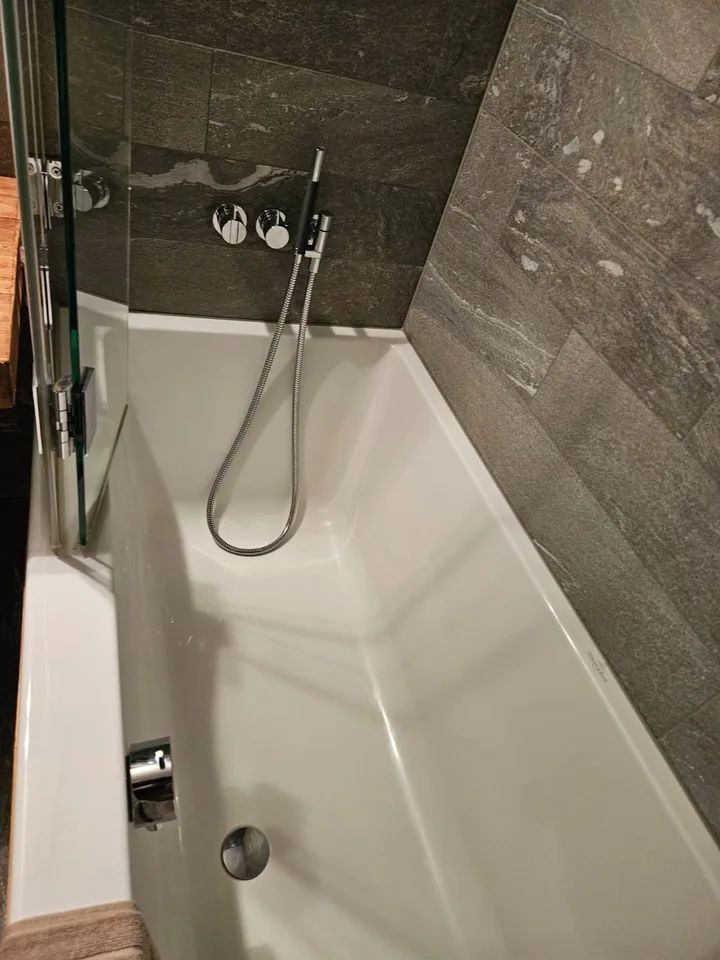 Appartamento esclusivo di 2,5 locali al piano terra con terrazza a Fidaz/Flims