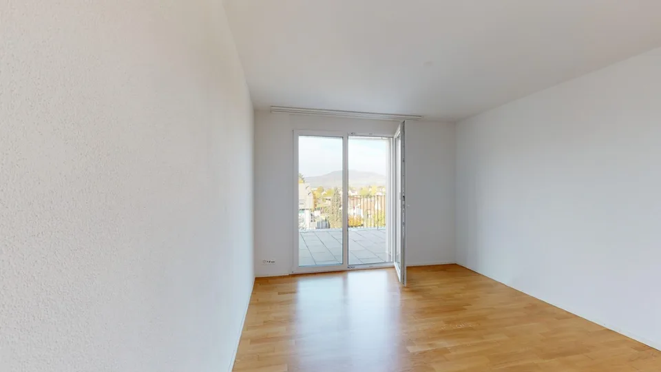 Incantevole appartamento mansardato di 3,5 locali a Menziken – moderno, tranquillo e soleggiato