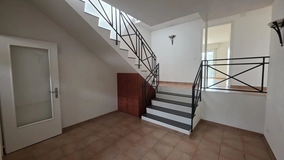 SPLENDIDO TRIPLEX DI 130M2 CON TERRAZZA PRIVATA DI 30M2 & GARAGE
