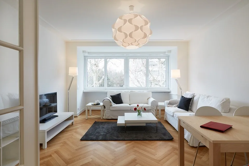 Beautiful 2 room across from Schützenmatt Park