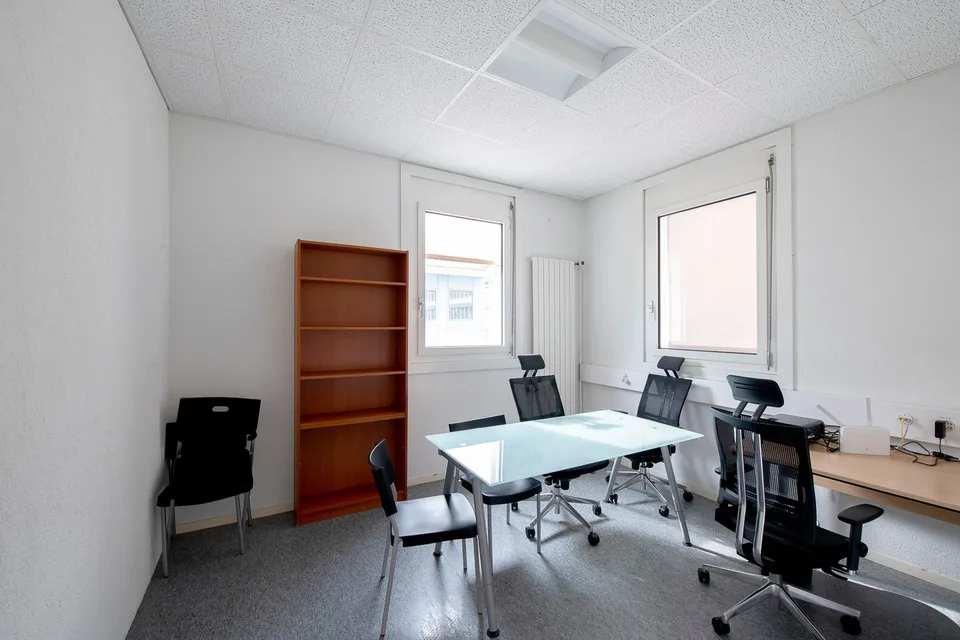 Magnifique locaux d'env. 290m2 au 2ème étage du CTN 16