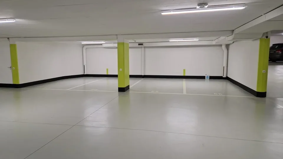 PARKPLÄTZE ZUM VERMIETEN – LUGANO ZENTRUM