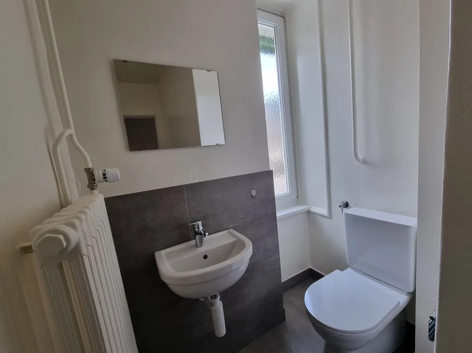 Großes Apartment mit 5,5 Zimmern in der Nähe von Schulen – Foto 10 von 11
