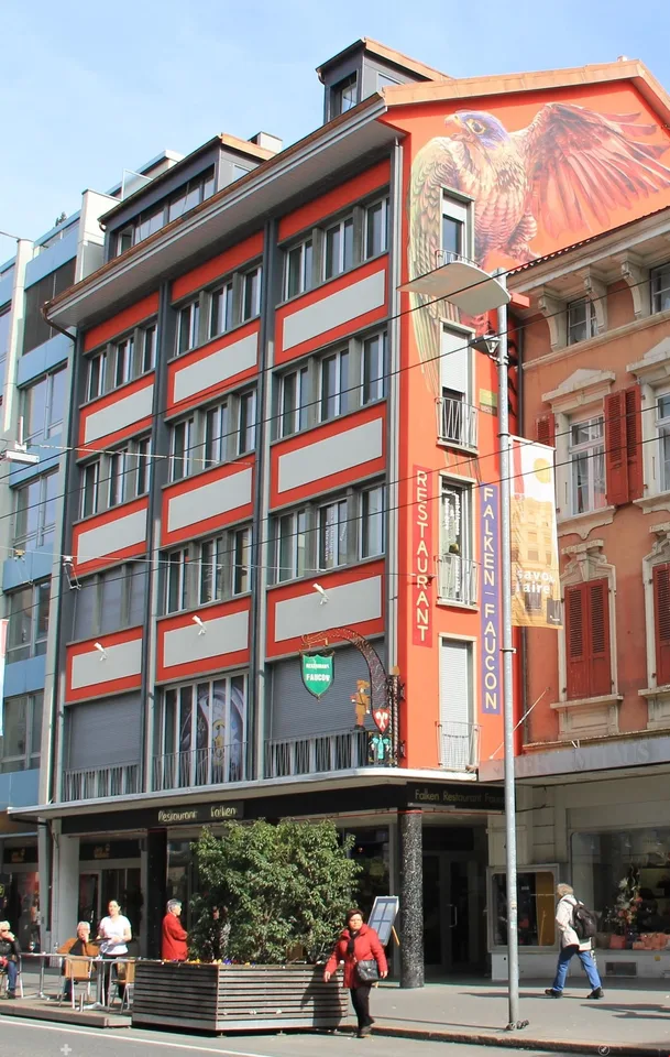 Exklusive 2.5-Zimmerwohnung im Zentrum von Biel