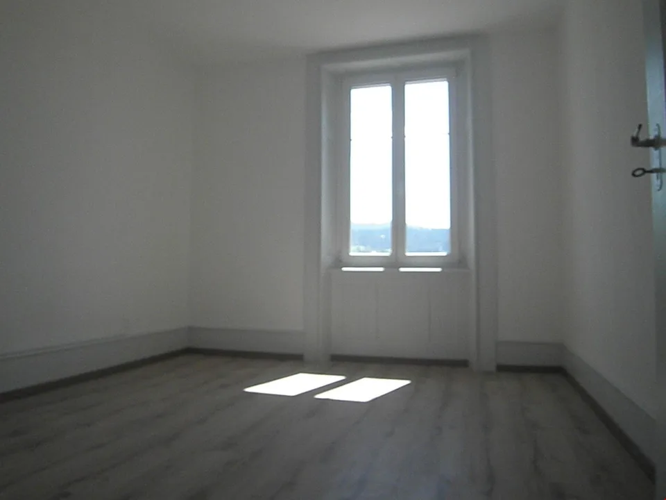 In quiet neighborhood, apartment with balcony