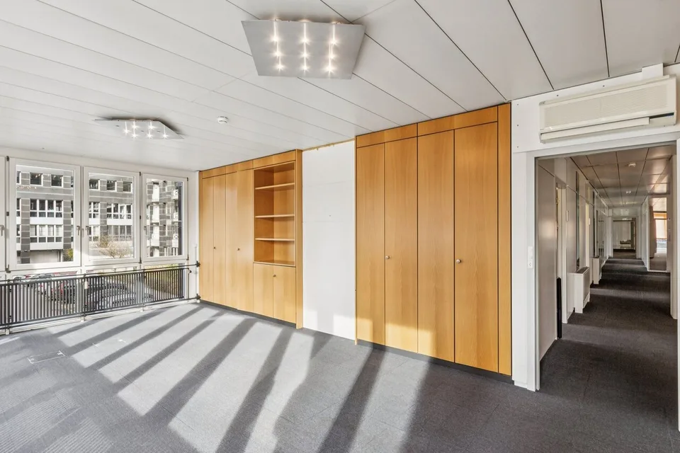 IMPERIAL 54 - Espace de bureau polyvalent dans un environnement commercial dynamique – photo 11 sur 13