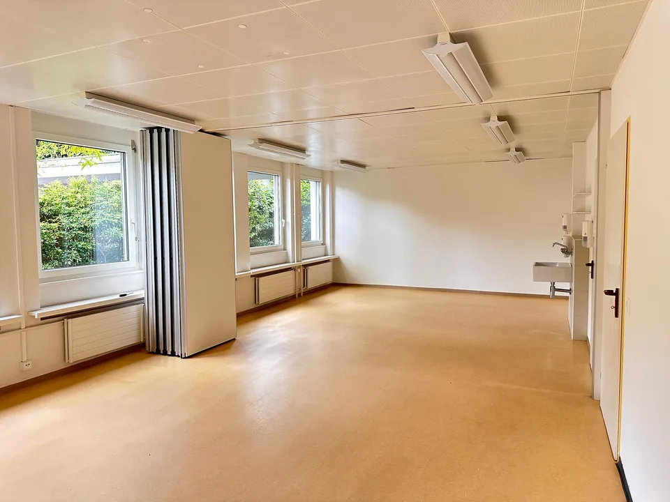Grosszügige Büro/-Gewerbefläche in Zumikon - sofort verfügbar – Foto 9 von 19
