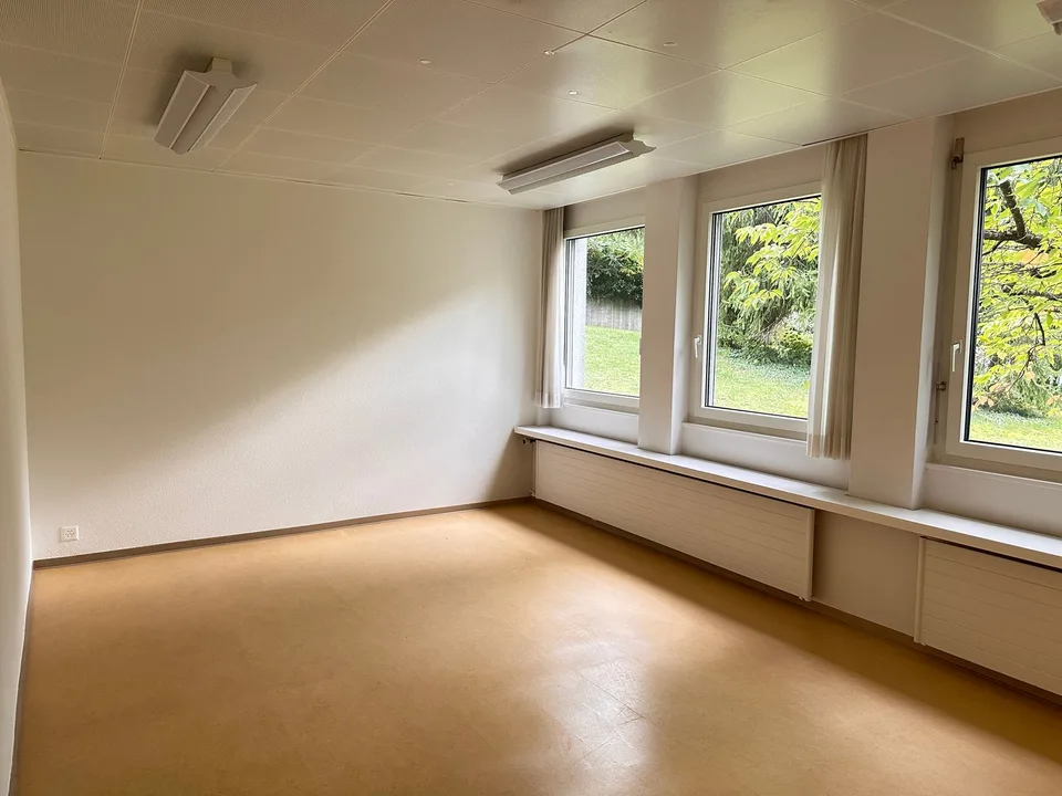 Grosszügige Büro/-Gewerbefläche in Zumikon - sofort verfügbar – Foto 7 von 19