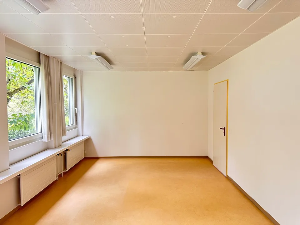 Grosszügige Büro/-Gewerbefläche in Zumikon - sofort verfügbar – Foto 6 von 19