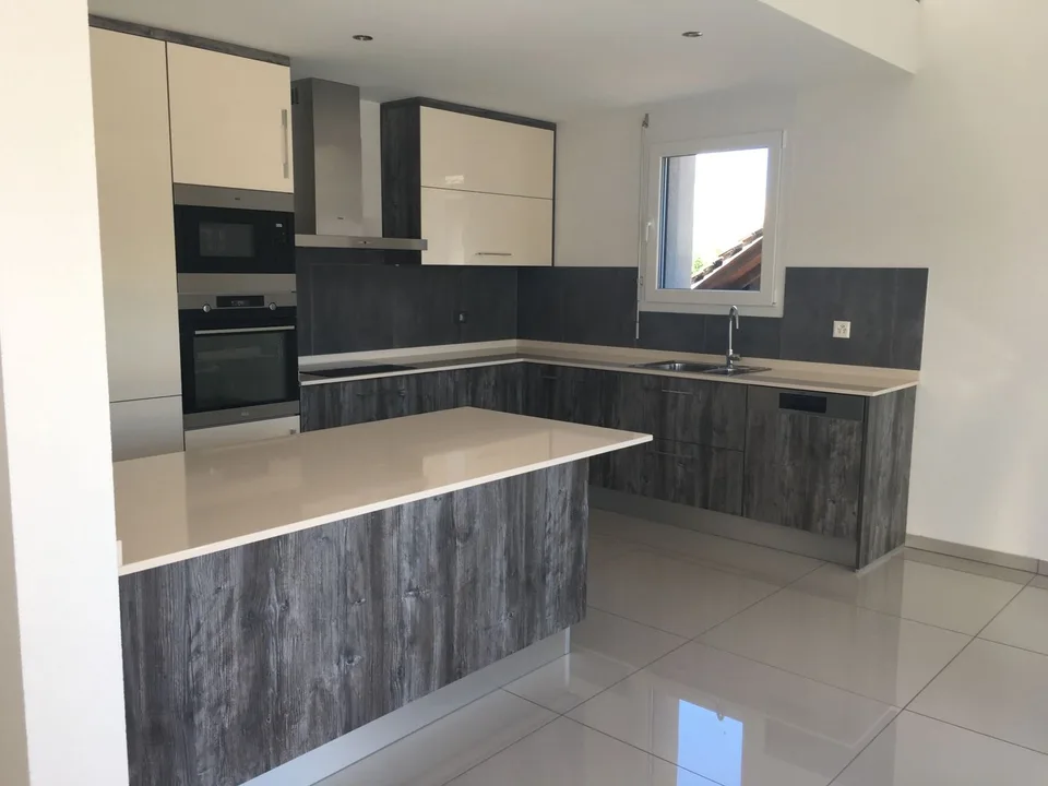 MAGNIFIQUE DUPLEX EN ATTIQUE – Foto 13 von 18