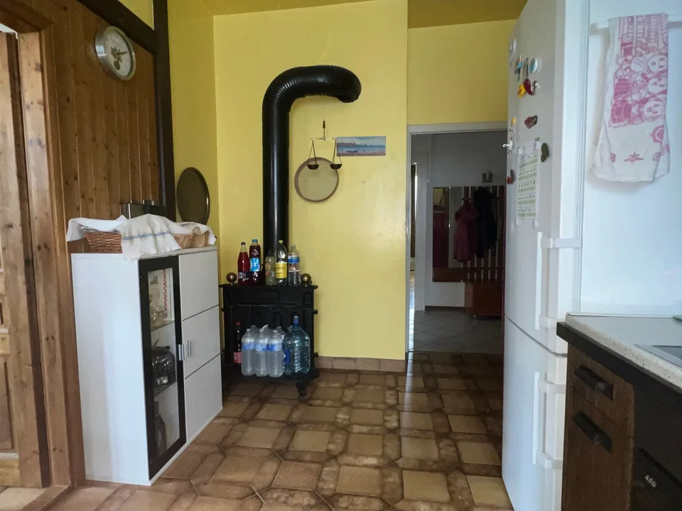 Charmant appartement de 4 pièces au rez-de-chaussée surélevé à La Chaux-de-Fonds – foto 7 di 21