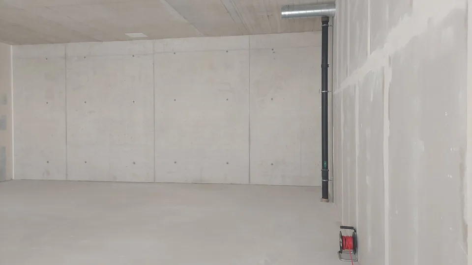 Spazio per studio/ ufficio al 1° piano sulla Bernstrasse a Heimberg